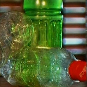 Recycling plastic into polyester